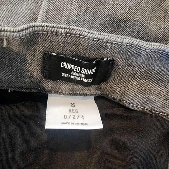 Express Gray 0-2-4 one size cropped non distressed skinny - Picture 4 of 5